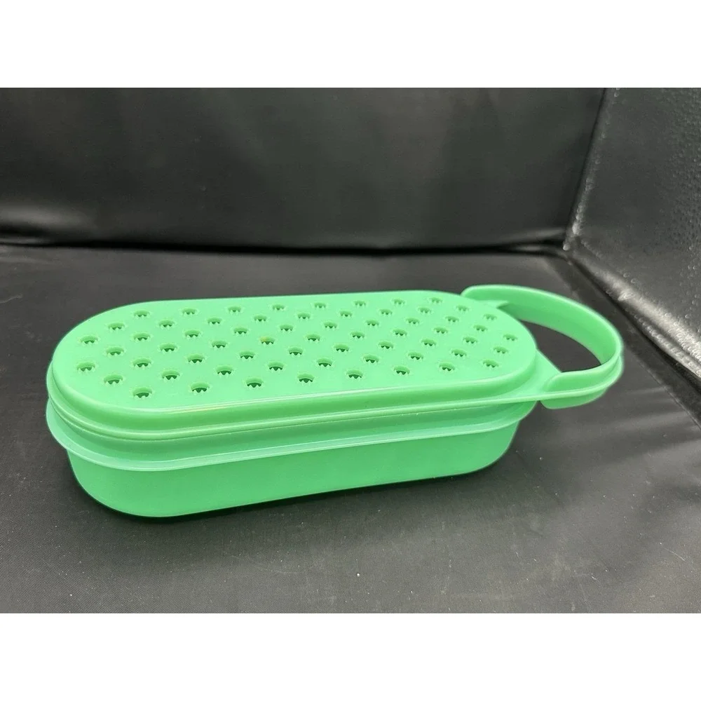 Tupperware cheese grater